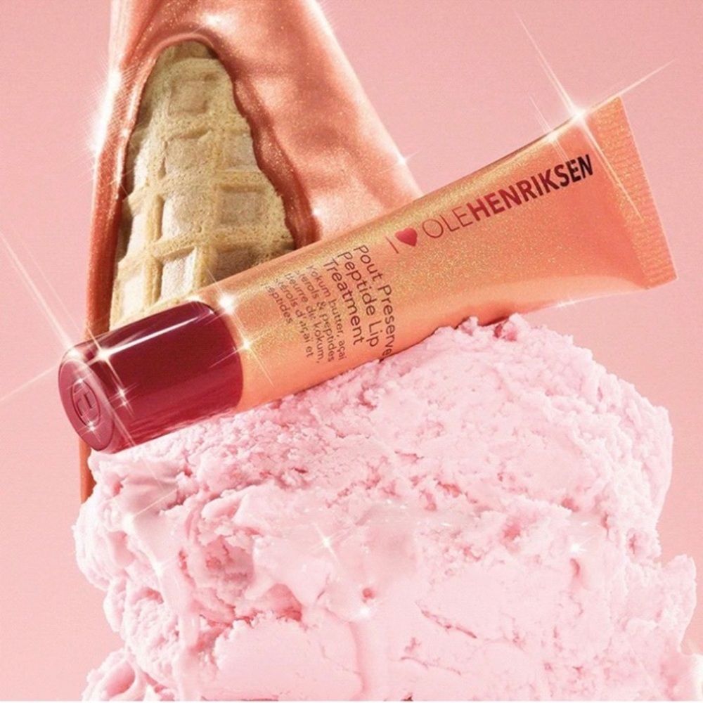 OleHendriksen Glimmer Pout Preserve Hydrating Peptide Lip Treatment Strawberry - Picture 8 of 11